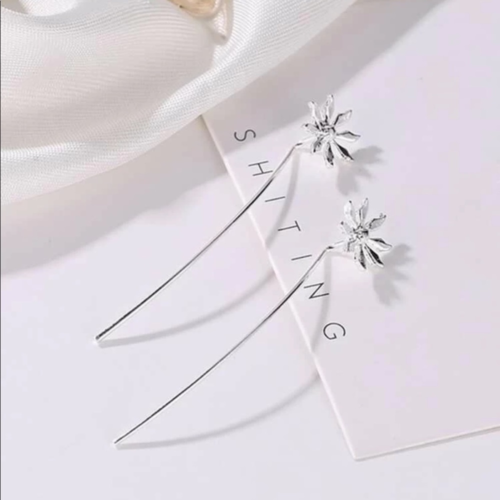 • Whitney • Flower Threader Drop Earrings - Picture 2 of 3
